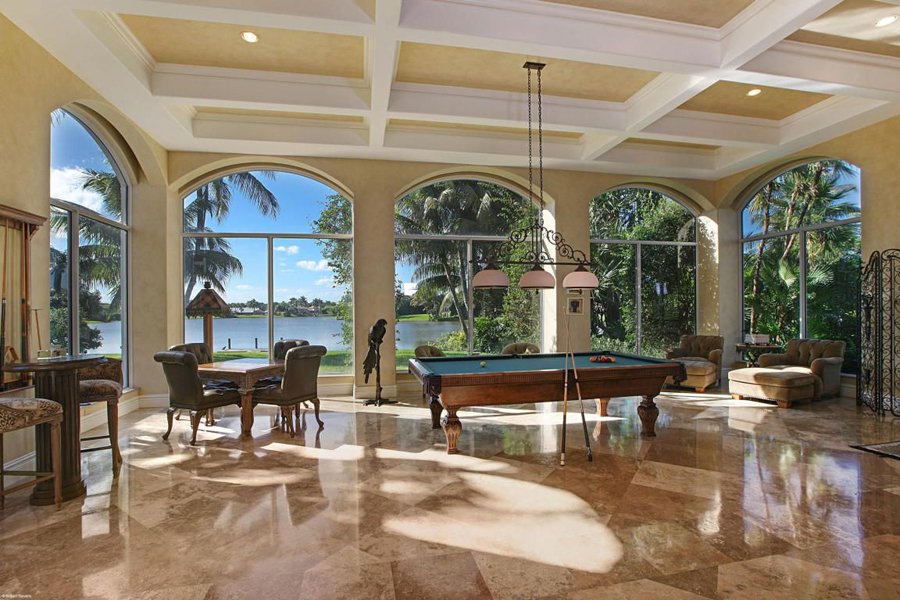 13 佛罗里达棕榈滩艾米蒂酒店-9500万美元